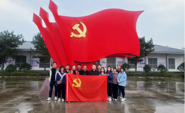 市文旅公司3月份新聞稿（一），?；⑸? 一路同行--駐馬店市文化旅游發(fā)展有限公司開展團(tuán)建活動(dòng)117.png