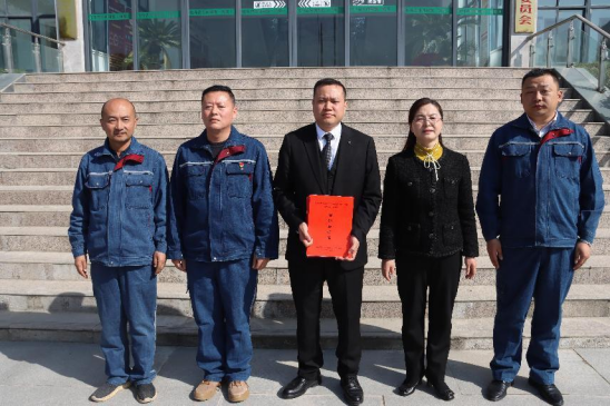 3.27礦山托管組新聞稿件:改革創(chuàng)新增動力 提質(zhì)增效(1)434.png 3.27礦山托管組新聞稿件:改革創(chuàng)新增動力 提質(zhì)增效(1)434.png